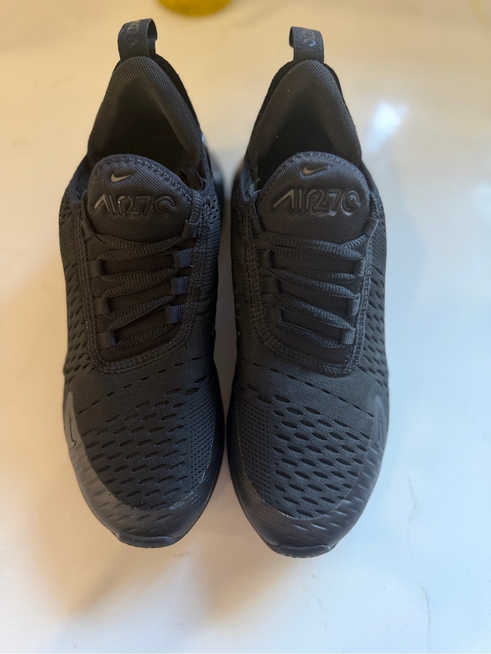 Nike air max 270 triple black athletic basketball shoes boys size 5